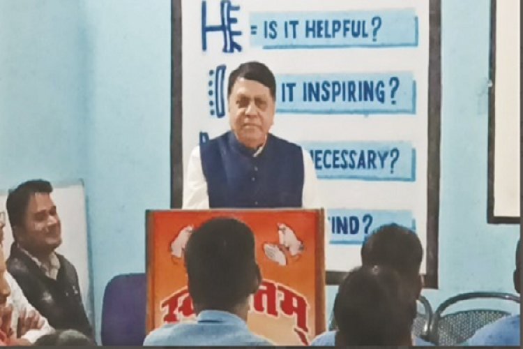 भविष्य तय करती है विद्यार्थी जीवन में की गई मेहनत: चिरंजीव जैन