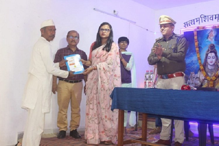 कलेक्टर ने केंद्रीय जेल दुर्ग में उल्लास साक्षरता केंद्र का किया शुभारंभ