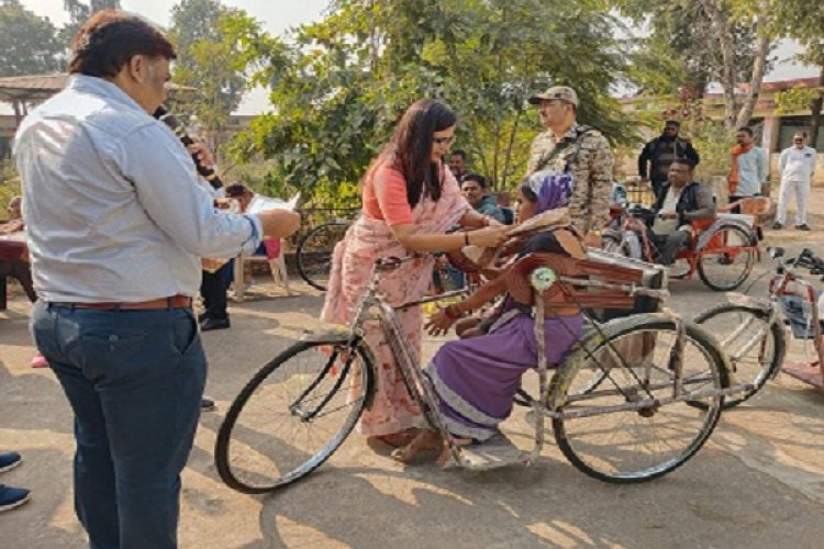सुशासन सप्ताह अंतर्गत वरिष्ठजन, दिव्यांगजन एवं दिव्यांग खिलाड़ी हुए सम्मानित
