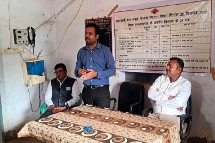 प्रधानमंत्री ग्राम सड़क योजना की स्थापना के 25 वर्ष पूरे