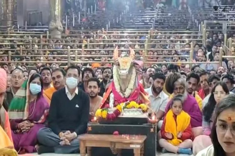 महाकाल मंदिर में भीड़ बढ़ी तो बंद कर दिया जाएगा भस्म आरती रजिस्ट्रेशन… काल भैरव मंदिर के गर्भगृह में भी प्रवेश नहीं