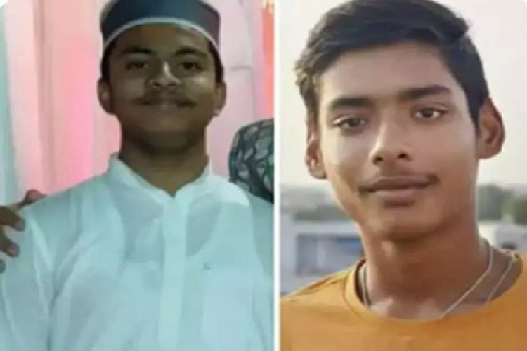 सड़क हादसे में स्कूटी सवार दो नाबालिक दोस्तों की मौत