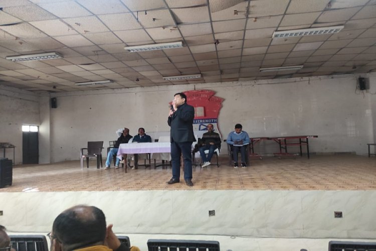 5वीं-8वीं परीक्षा के संबंध में डीईओ ने ली प्राचार्यों व संकुल समन्वयकों की बैठक