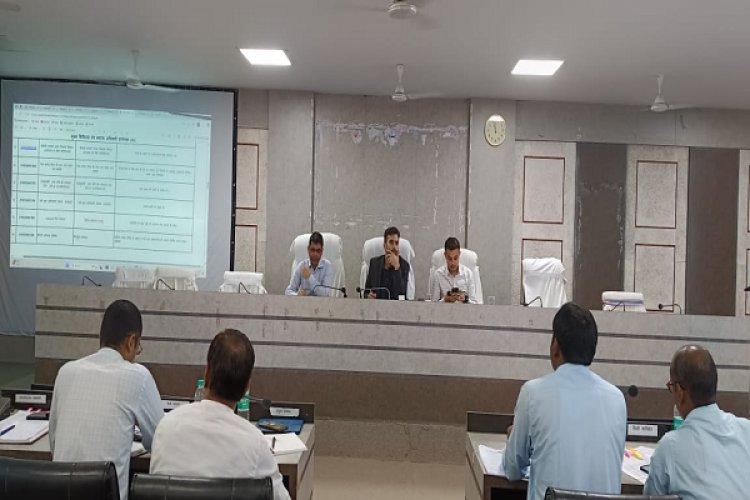 अन्तर्विभागीय समन्वय से भी लोगों की समस्याओं का करें निराकरण : कलेक्टर