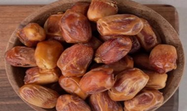 सर्दियों में जरूर खाएं खजूर के लड्डू