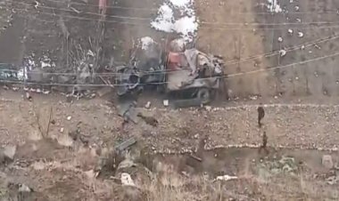 खाई में गिरा सेना का ट्रक, 4 जवानों की मौत, 2 घायल