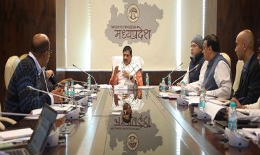 उपभोक्ताओं पर बगैर बोझ बढ़ाये सब्सिडी का भार करें कम : सीएम