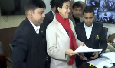 दिल्ली चुनाव: सीएम आतिशी ने कालकाजी विधानसभा क्षेत्र से भरा नामांकन