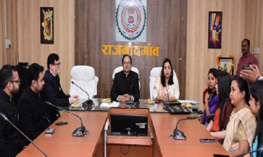 लोकसभा निर्वाचन 2024 में सौंपे गए दायत्विों का कुशलतापूर्वक निर्वहन करने पर अधिकारियों को किया गया सम्मानित