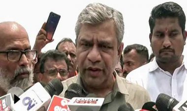 प्रयागराज से जितनी जरूरत हो उतनी ट्रेन चलाएं : मंत्री अश्विनी वैष्णव