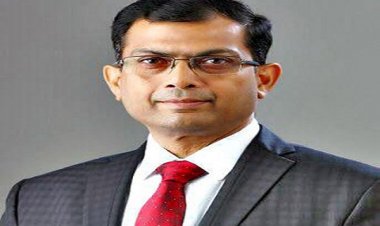 निर्वाचन आयुक्त करेंगे सरगुजा-सूरजपुर के स्ट्रांग रूम व मतदान केन्द्रों का निरीक्षण