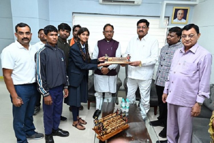 नई शिक्षा नीति से मड़ानार के छात्रों को मिल रहा एक नई पहचान