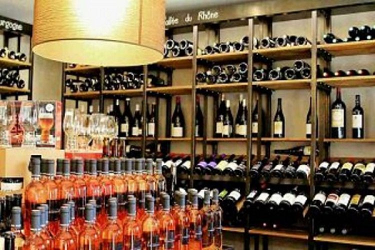 नए साल में बिकी 10 करोड़ की शराब, 2 लाख किलो चिकन भी डकार गए लोग