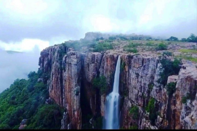 ट्रैकिंग के शौकीनों का पसंदीदा पर्यटन डेस्टिनेशन बना शिशुपाल पर्वत