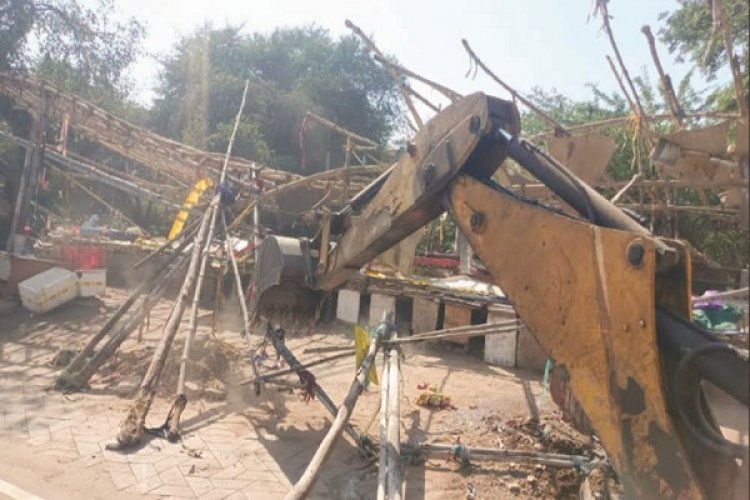 अवैध मछली बाजार पर चला बीएसपी का बुलडोजर, विरोध के बीच अतिक्रमण हटाया