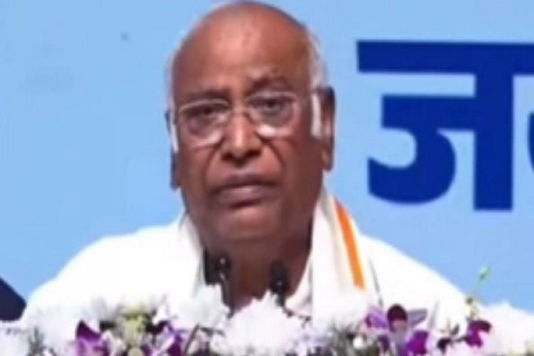 कांग्रेस की स्त्री शक्ति प्रियंका गांधी और युवा शक्ति राहुल गांधी हैं : मल्लिकार्जुन खड़गे