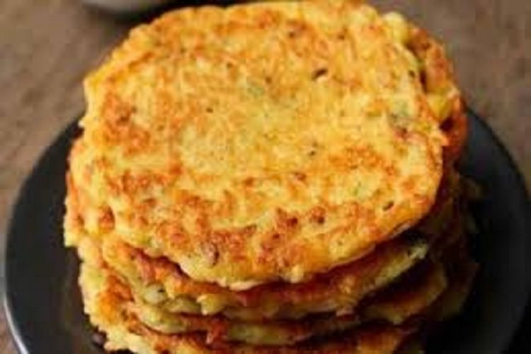 मिनटों में तैयार करें आलू का चीला