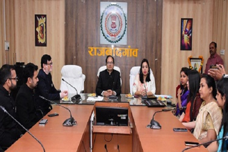 लोकसभा निर्वाचन 2024 में सौंपे गए दायत्विों का कुशलतापूर्वक निर्वहन करने पर अधिकारियों को किया गया सम्मानित