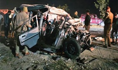प्रयागराज में हुए सड़क हादसे में छत्तीसगढ़ के 10 श्रद्धालुओं की मौत