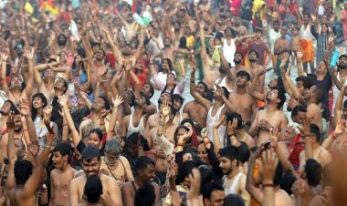 महाशिवरात्रि पर महाकुंभ का अंतिम स्नान, आज 60 लाख से अधिक लोगों ने लगाई डुबकी