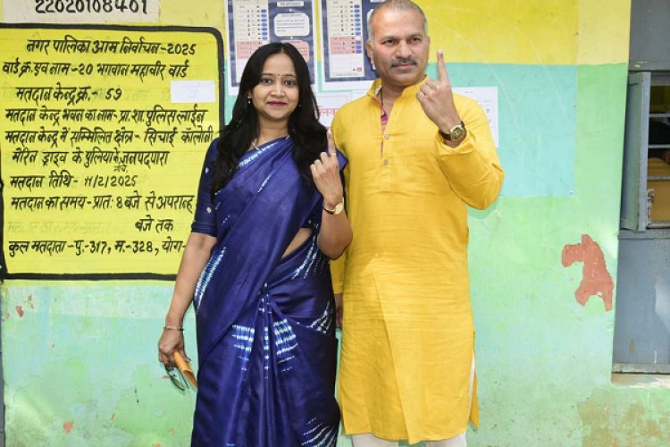 सरगुजा कलेक्टर ने किया मतदान