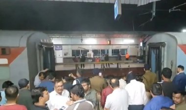 यूपी में दो हिस्सों में बंटी ट्रेन, आनंद विहार से पुरी जा रही नंदन कानन एक्सप्रेस की कपलिंग टूटी