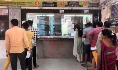 अब रेलवे ने अपने टिकिट काउंटरों पर शुरू किया डिजिटल पेमेंट से टिकिट खरीदी