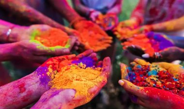 होलिका दहन पर सुबह से रात तक भद्रा, नहीं होगा चंद्रग्रहण का असर