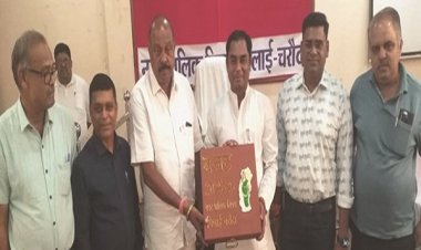 महापौर निर्मल कोसरे ने पेश किया 334 करोड रुपए लाभ का बजट, सदन ने किया पारित