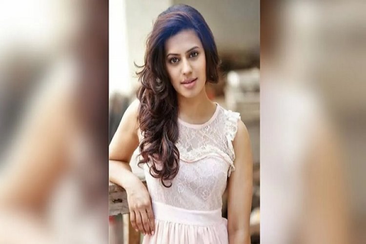 IPS अफसर की बेटी और कन्नड फिल्म की एक्ट्रेस हुई गिरफ्तार