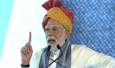 'मुस्लिम भाइयों को पंक्चर नहीं बनाना पड़ता...', वक्फ संपत्ति का जिक्र कर पीएम मोदी ने ऐसा क्यों कहा?