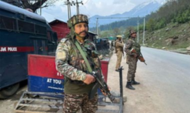 पहलगाम में सबसे बड़ा आतंकी हमला : टूरिस्टों को बनाया निशाना, 27 लोगों की मौत