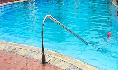 होटल के स्विमिंग पूल में मिला एग्रो कंपनी के जीएम का शव, जांच जारी