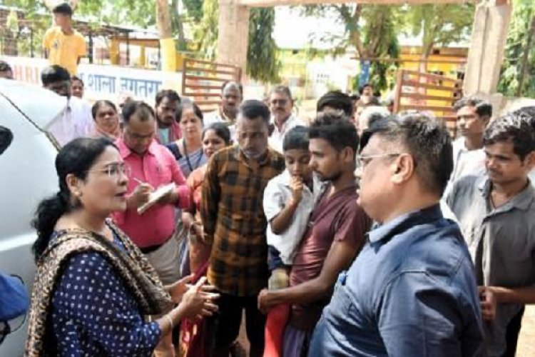 बच्चे गीली मिट्टी के समान होते हैं, शिक्षक, माता-पिता व समाज अपने साधना एवं श्रम से इन्हें मनचाहे आकार दे सकते हैं : कलेक्टर