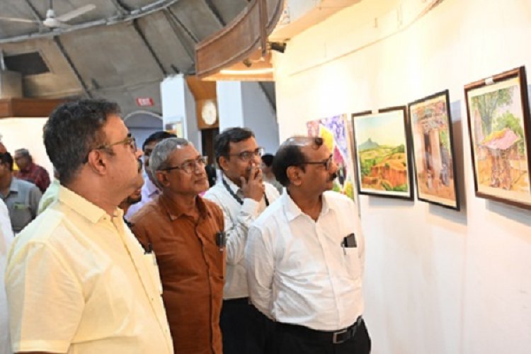 नेहरु आर्ट गैलरी में गौतम सील की चित्रकला प्रदर्शनी उद्घाटित