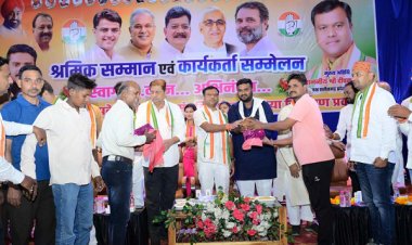 श्रमिक दिवस पर PCC चीफ ने किया श्रम वीरों का सम्मान