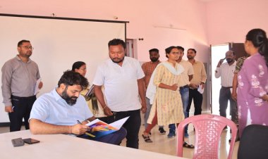 कलेक्टर ने सामुदायिक स्वास्थ्य केंद्र दुलदुला का किया आकस्मिक निरीक्षण