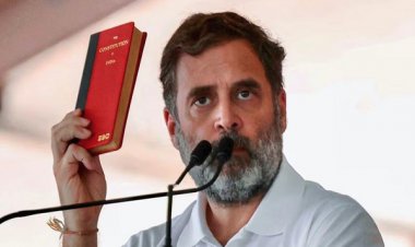 राहुल गांधी को शंकराचार्य ने किया हिंदू धर्म से बहिष्कृत, संसद में मनुस्मृति पर बयान बना कारण