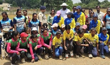 जशपुर की बेटियों ने क्रिकेट में लहराया परचम