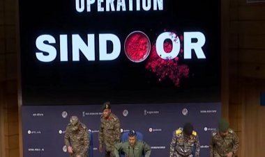 #OperationSindoor: ‘पाक सेना ने आतंकवादियों का साथ दिया, इसलिए जो भी नुकसान हुआ, वो खुद जिम्मेदार’... DGMO की प्रेस कॉन्फ्रेंस में बोले एयर मार्शल एके भारती