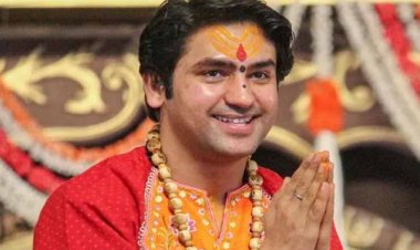 पड़ोसी मुल्क पर भड़के बाबा बागेश्वर, कहा- पाकिस्तान बिगड़ी औलाद, सिखाएंगे सबक