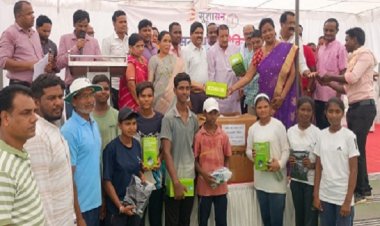 सुशासन तिहार : सिंघिया क्लस्टर में समाधान शिविर का हुआ आयोजन