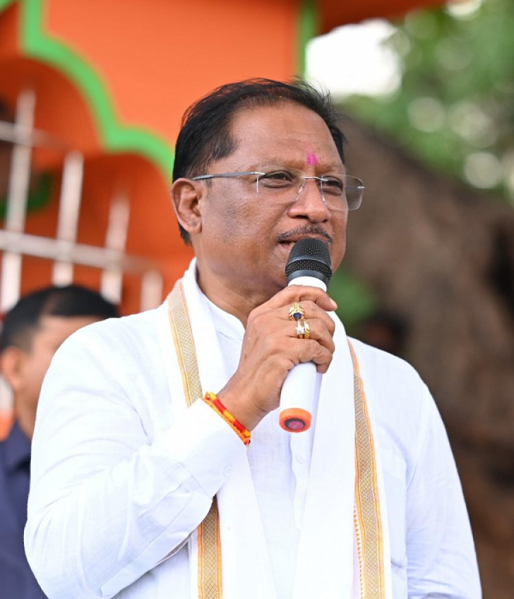 झुरानदी में बिना पूर्व सूचना पहुंचे मुख्यमंत्री, चौपाल लगाकर सुनीं ग्रामीणों की समस्याएं