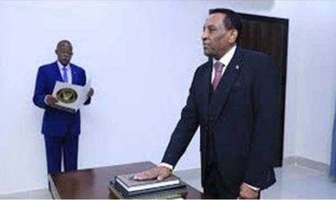 कामिल इदरीस ने ली सूडान के प्रधानमंत्री पद की शपथ