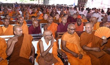 हमारी सरकार बस्तर में शांति और विकास के लिए प्रतिबद्ध: मुख्यमंत्री