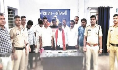 मनगट्टा-बनबघेरा के जंगल में जुआ खेलते जुआरी गिरफ्तार