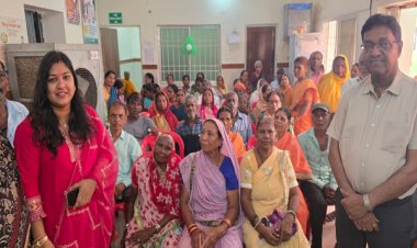 रायपुर के आयुष्मान आरोग्य मंदिर में दाई-बबा दिवस का भव्य आयोजन