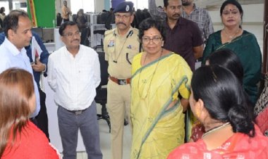 राष्ट्रीय महिला आयोग की अध्यक्ष ने रायपुर प्रवास के दौरान बीपीओ का लिया जायजा