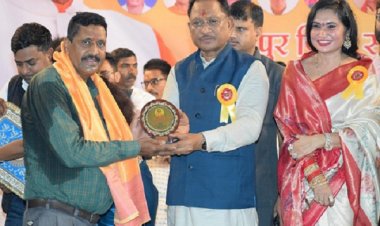 सेन समाज की प्रतिभाओं ने अपनी उपलब्धियों से समाज को किया गौरवान्वित: मुख्यमंत्री