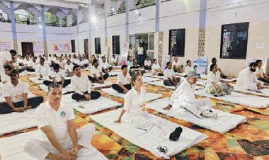 सुखद जीवन जीने की कला सिखाता है योग : भईयालाल